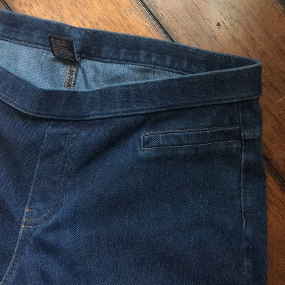 HUE Denim Legging Shorts